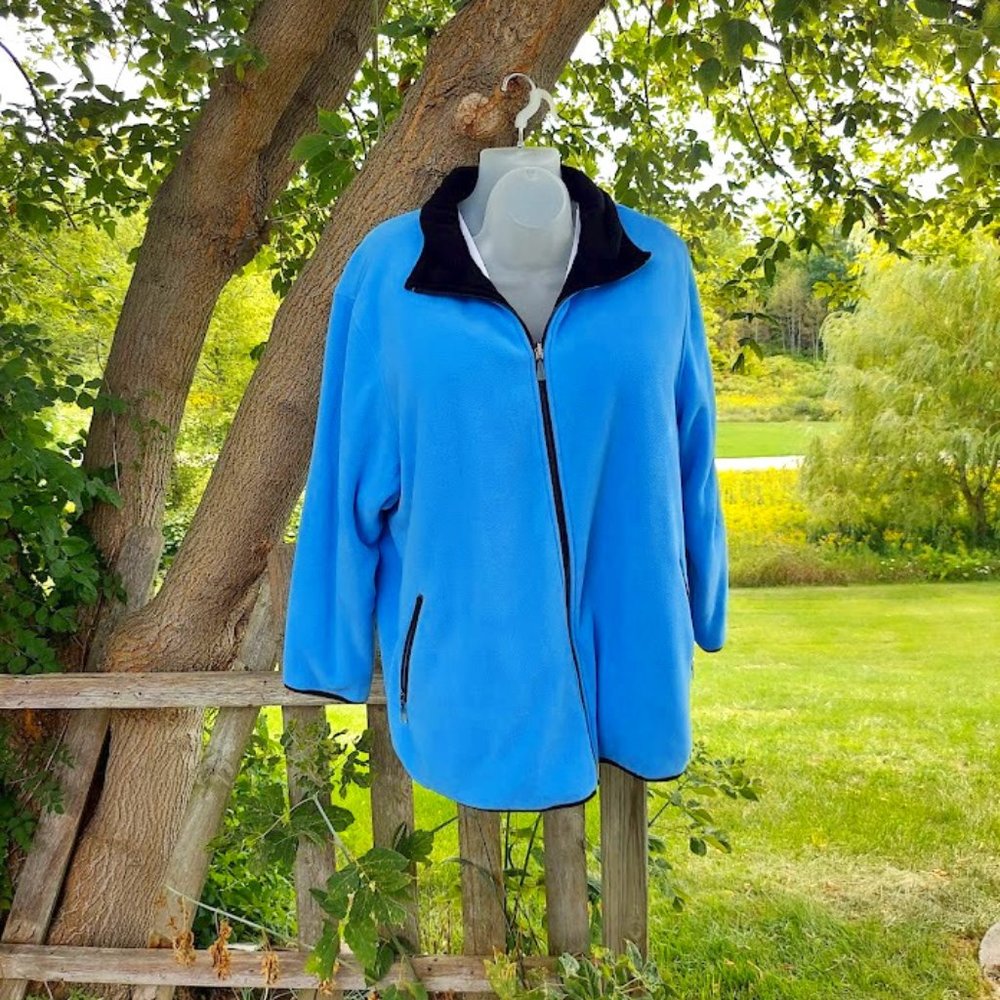 Junonia Womens Plus Size 3X 2-Way Reversible Fleece Black and Blue Zip Jacket